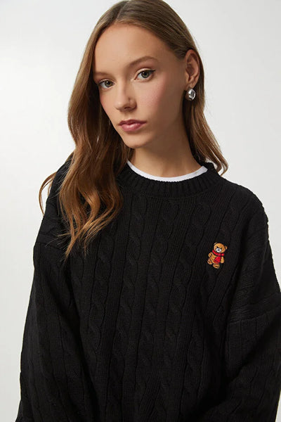 Ayıcık İşlemeli Saç Örgülü Triko Kazak